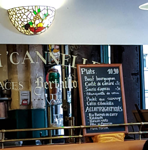 Restaurante bom e barato perto da Notre Dame - Pom Canelle