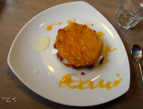 Mille feuille, tarte au citron e guimauve de lavanda feito pelo chef